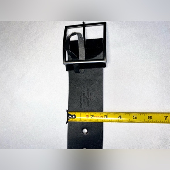 NewYork & Company Black Belt - Picture 3 of 6